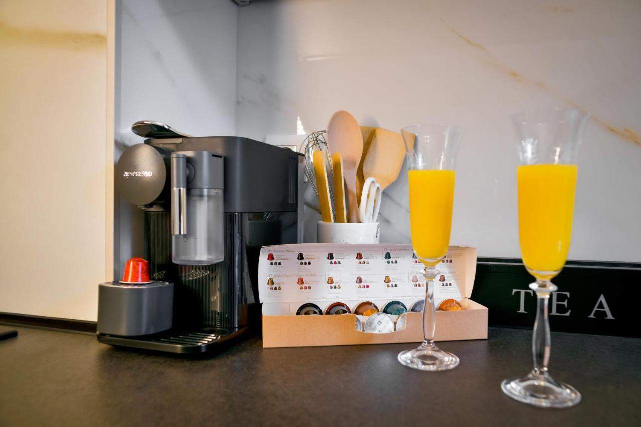 Luxury Class - 1st Floor, Large Apartment, Downtown, Newly Renovated, Fast Wifi, 4x Air Conditioning Apartman